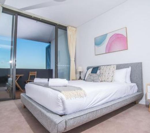 PEAK EAST 2bed2bath APT @Ryde SO RELAXING