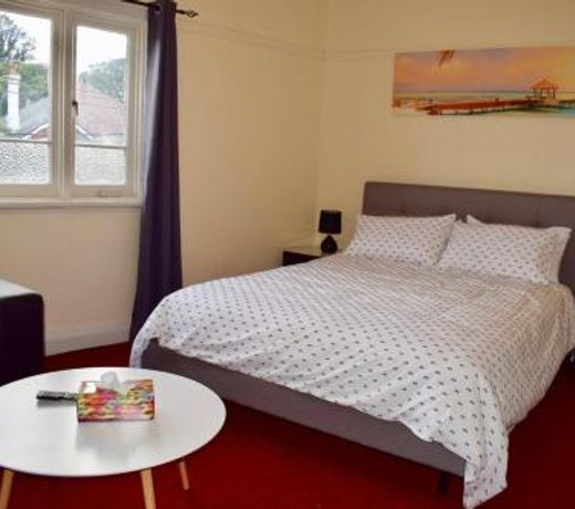 Comfortable 3 Bedroom Apartment In Trendy Haberfield