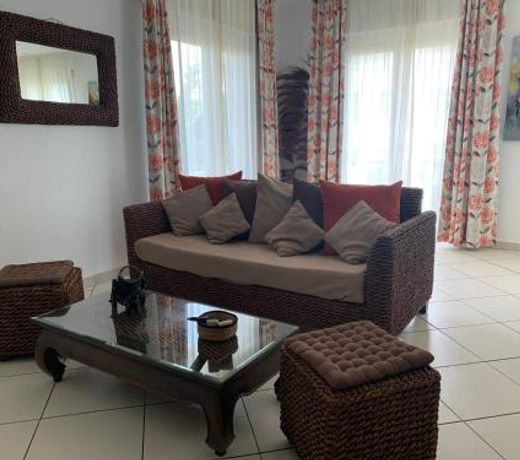 COULEURS DES ILES , Fréjus-plage