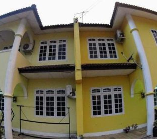 Homestay Petrajaya Kuching