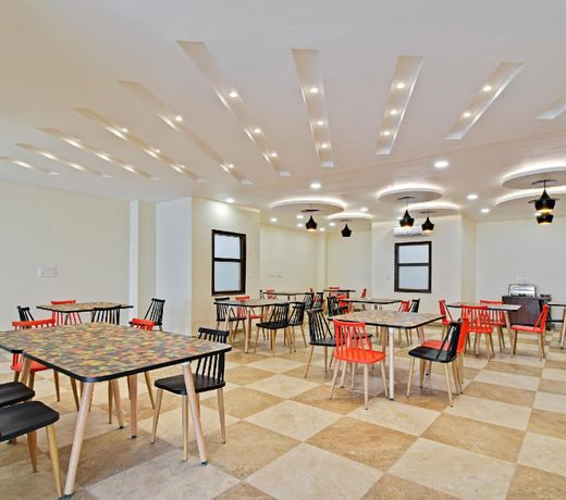 OYO Flagship 77760 Krishna Living