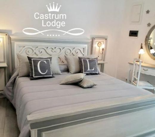 Castrum Lodge