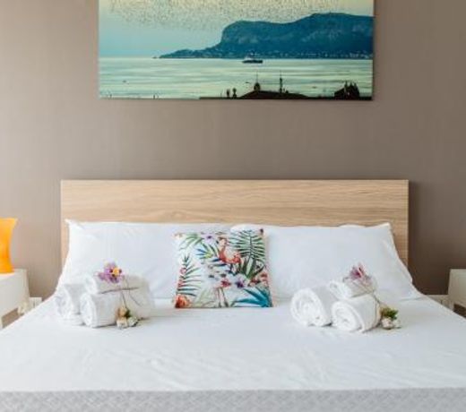 Alice Guest House