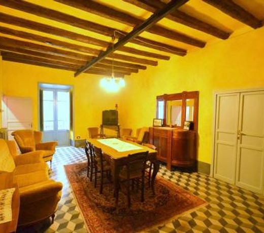 Montemaggiore Belsito Villa Sleeps 7