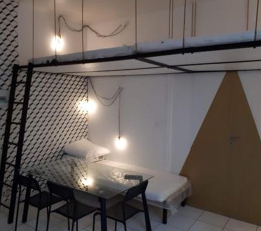 Enjoyable 20mÂ² MONTREUIL 5 minutes Paris