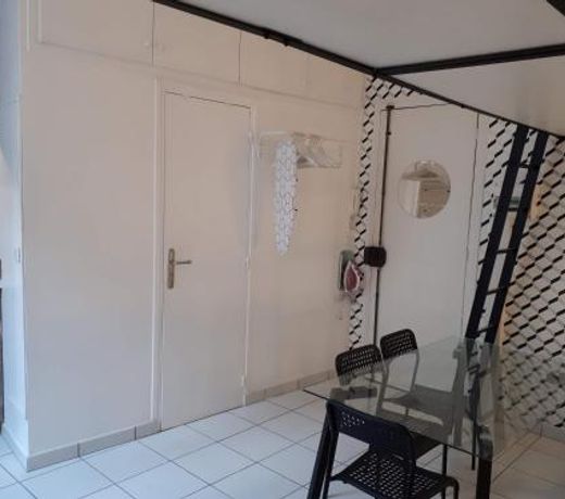 Enjoyable 20mÂ² MONTREUIL 5 minutes Paris