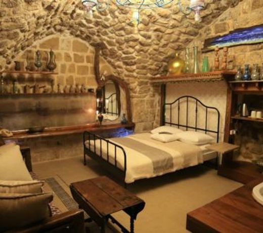 Ashash House