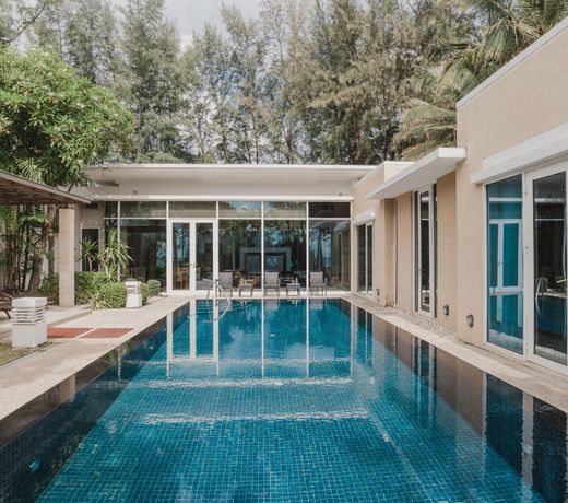 Splash Beach Villa