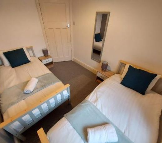 Quiet 3 Bed Flat Perfect for Contractor & Professional Stay