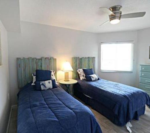 Ocean Village Club O11