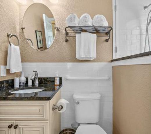 Citrus Hideaway - Steps to City Center