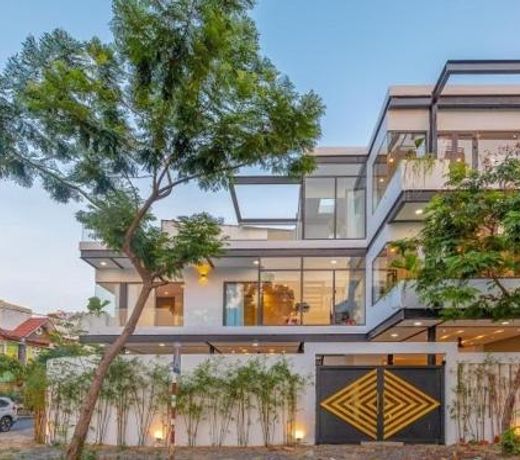 FEN VILLA ÄA NANG