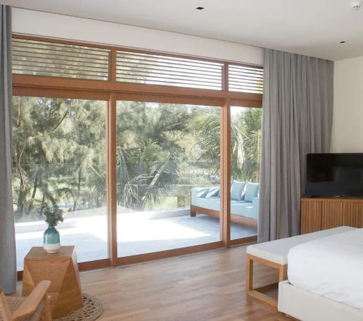 Ocean Estates 5BR âPrivate PoolâDaily Cleaning