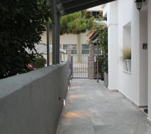 Luxurious house in Glyfada(near metro station) C8