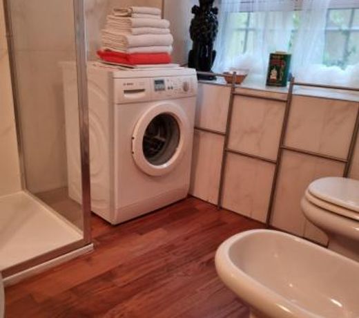 Home Suite, sweet Home - nel centro di Milano con parcheggio gratuito in garage sorvegliato - in the