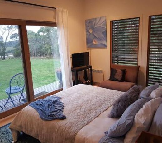 The Gurdies Room with Amazing Sunset Views