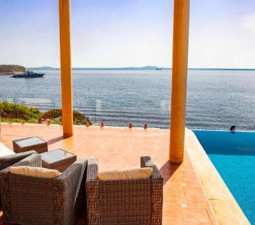 Villa Juan Carlos