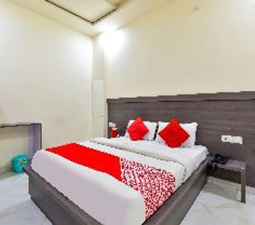 OYO 77153 Hotel Pink Orchid By Arn Group