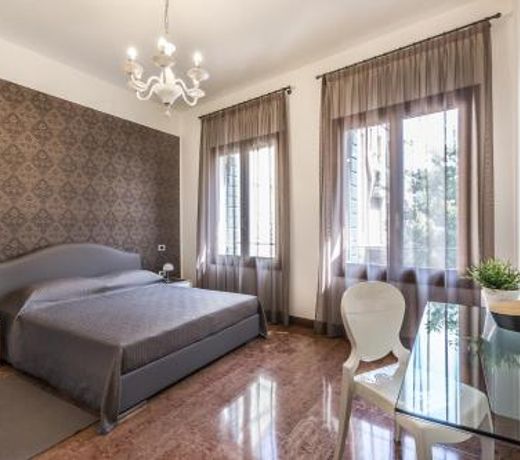 Ca' del Monastero 2 Collection Apt for 4 Guests with Lift