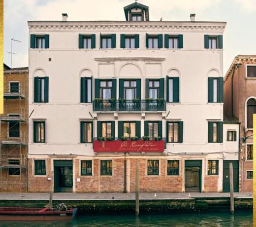 Ca' Bonfadini Historic Experience
