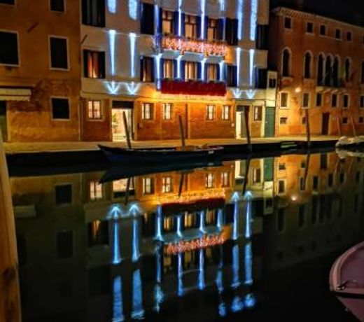 Ca' Bonfadini Historic Experience