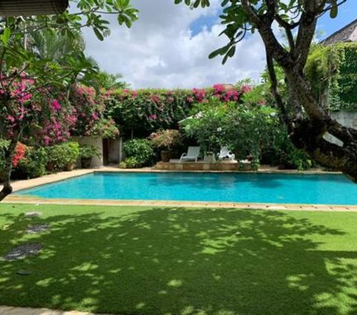 Villa Kunang