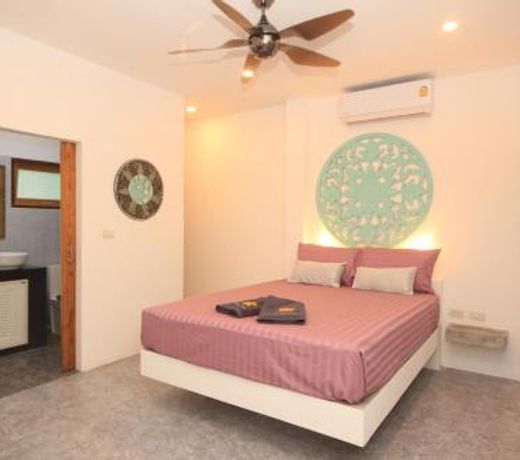 ORCHID LODGE - YELLOW