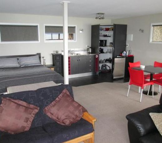 Beach side Apartment Nelson