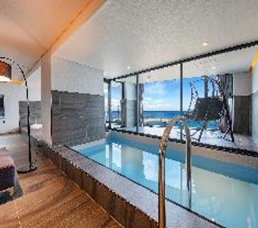 W spa pool villa A