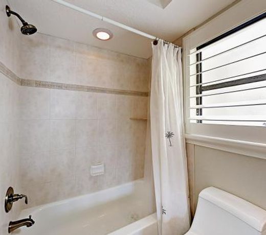 11650 Capri Circle South Condo Unit 104