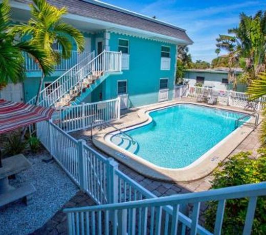 2 - Copa Palms