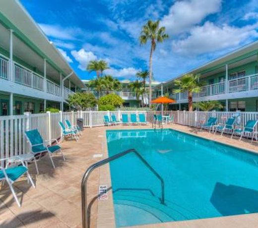 Tropic Terrace #3 - Beachfront Rental condo