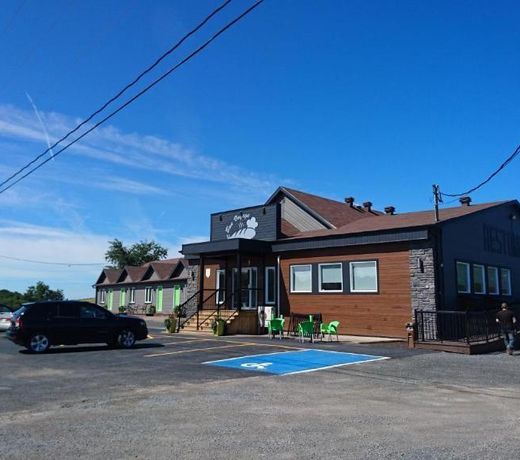 Restomotel Bon Voyage