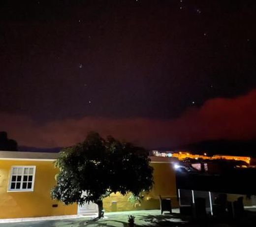 Con Piscina, Vistas, WiFi, AC y Calefaccion