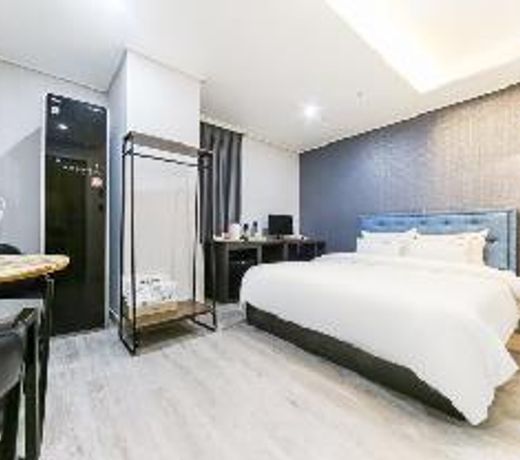 Changwon Sangnamdong Queens Hotel