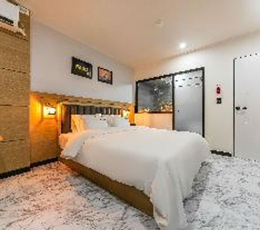 Changwon Myeongseodong Hotel Andante
