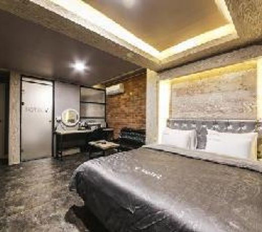 Gumi Wonpyeong-dong Hotel V(V)