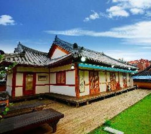 Jeonju Hanok Village Accommodation Jidang Hanok Pension