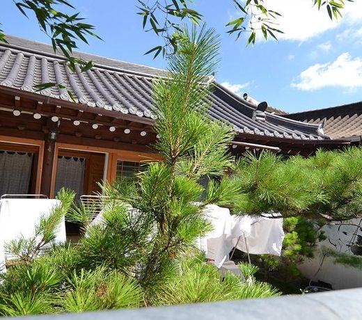Jeonju Blue Cradle Hanok Pension
