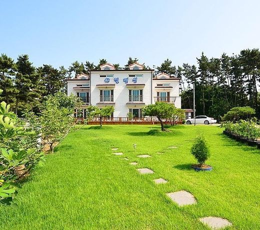 chunjangdae haemil pension