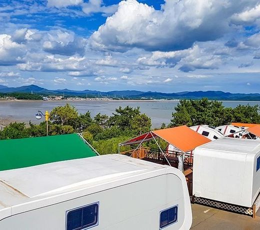 Seocheon heyang glamping