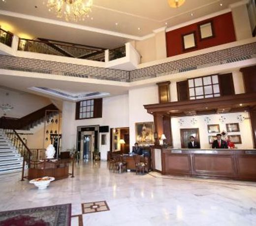 Hotel President