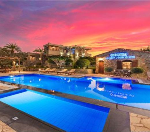 Oceanides Luxury Apartments