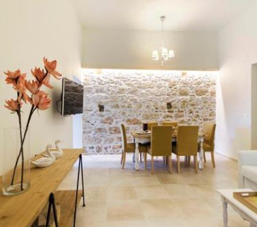 Leny's Seaside House