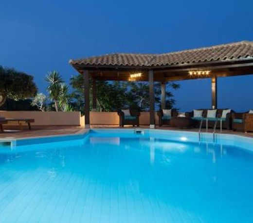 White sand Villa. Spacious villa with prive pool.