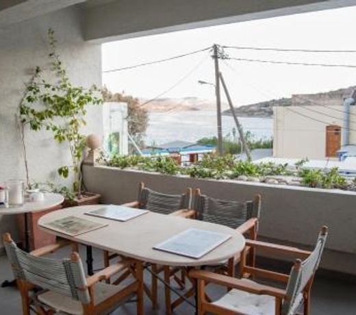 Island View House