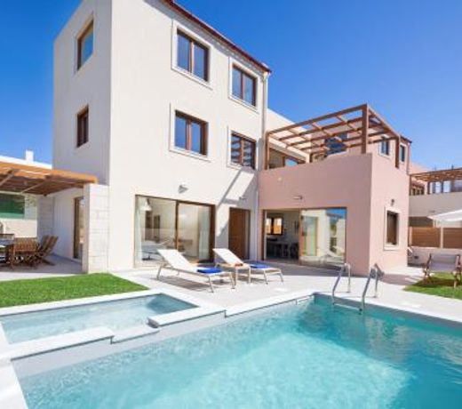 New Villa Panoera in Popular Location, Total Privacy in Agia Marina, 300m from Beach in Chania