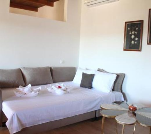 Trouli Rokka House
