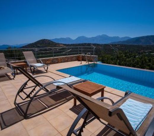 Villa Poppy
