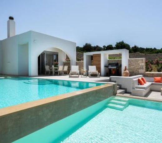 Panoramic Villa with Private Pool & all the amenities you need, near Rethymno city center